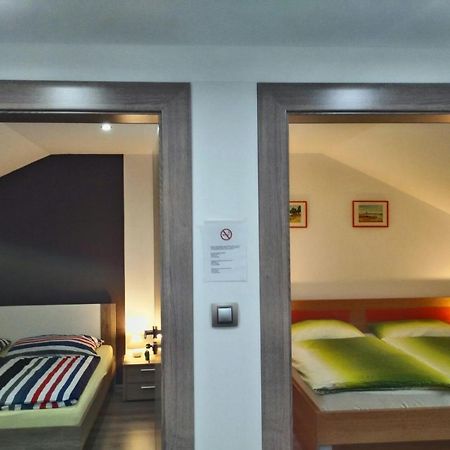 Apartman Tatry-Poprad Exteriör bild