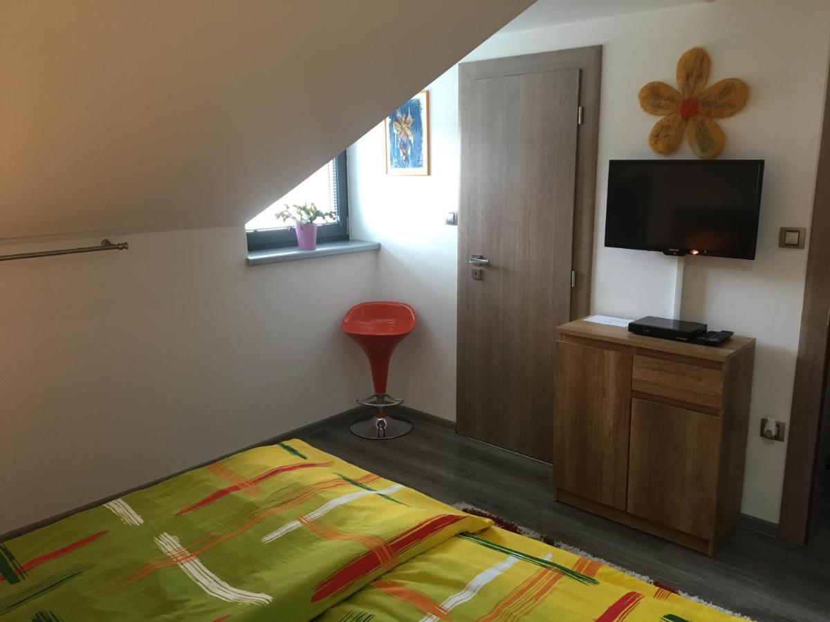 Apartman Tatry-Poprad Exteriör bild